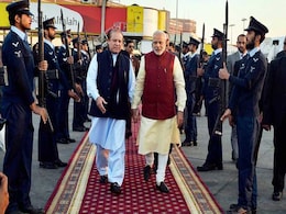 Indo-Pak Talks: Sartaj Aziz Cautions Against 'Unrealistic Expectations' Indo-Pak Talks: Sartaj Aziz Cautions Against 'Unrealistic Expectations'