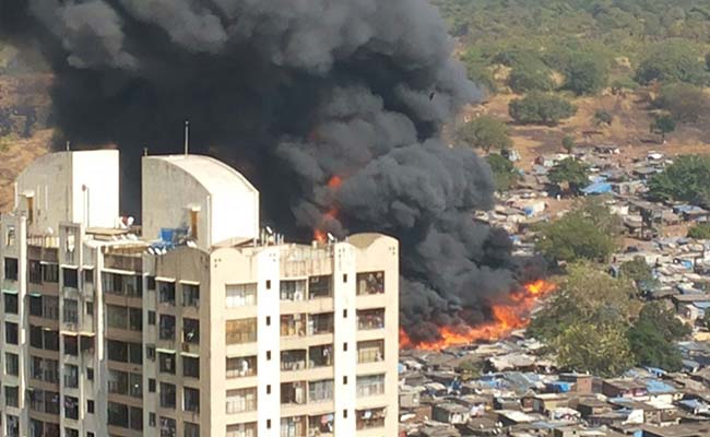 2 Dead, 1000 Homes Destroyed In Mumbai Fire, Cylinder Blasts Heard