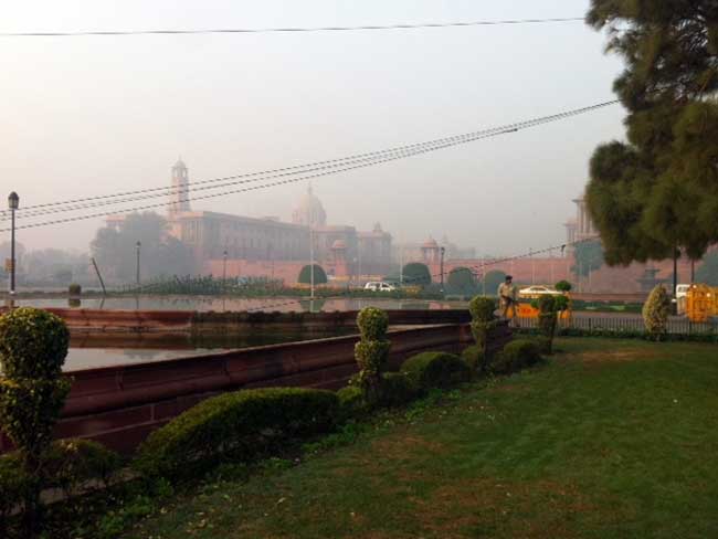 अब केंद्र के क्लर्कों को पदनाम में नहीं महसूस होगी शर्म, बदल जाएंगे नाम