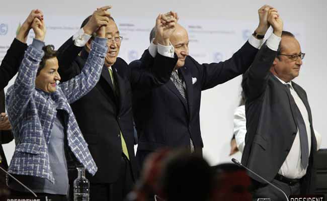 Historic Climate Change Accord to Stop Global Warming Adopted in Paris