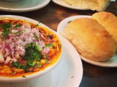 10 Local Dishes in Mumbai You Need to Bite Into 10 Local Dishes in Mumbai You Need to Bite Into