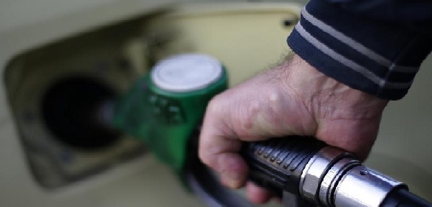 Gujarat Refinery To Supply Emission Standards-Compliant Diesel: Indian Oil