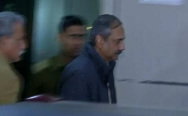 राजेंद्र कुमार के दफ्तर पर छापा : सुप्रीम कोर्ट ने सीबीआई को नोटिस भेजा