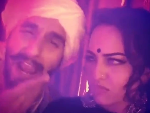 <I>Yeh</i> Sonakshi And Bajirao <I>Ka</i> Dubsmash <i>Style Hai</i>