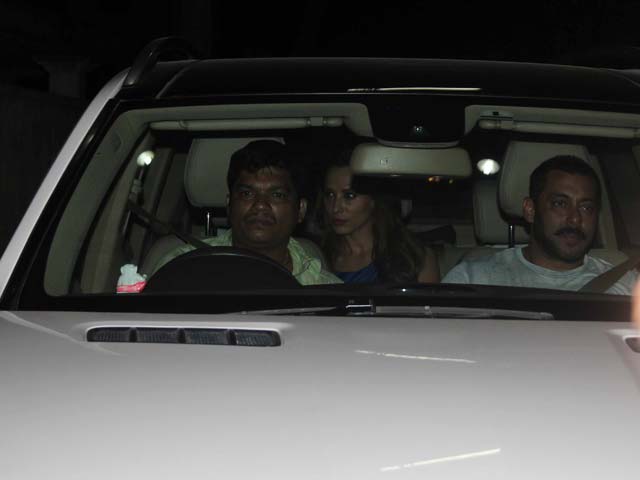 Salman Khan's Midnight Rendezvous With Rumoured Girlfriend Iulia Vantur