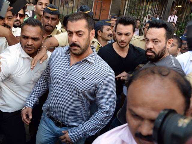 Dear Google, Salman Khan Invented Driverless Car in 2002, Says Twitter