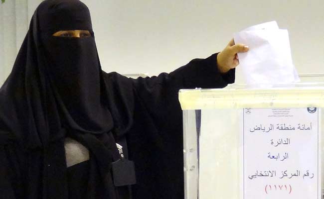 As Saudi Women Vote For the First Time, 9 Things They Still Can't Do