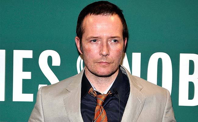 Grammy-Winning 'Grunge' Singer Scott Weiland Dead at 48