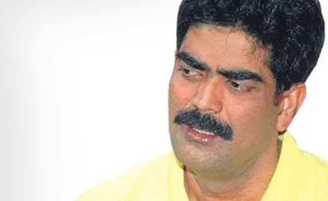 Murdered Bihar Scribe's Wife Files Plaint Over Threats To Withdraw Case Against Shahabuddin