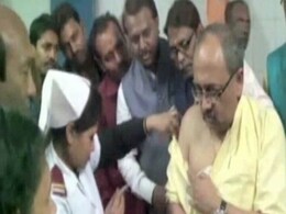 पश्चिम बंगाल : बीजेपी कार्यकर्ताओं पर पुलिस का लाठीचार्ज, सिद्धार्थनाथ सिंह घायल पश्चिम बंगाल : बीजेपी कार्यकर्ताओं पर पुलिस का लाठीचार्ज, सिद्धार्थनाथ सिंह घायल