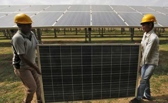 India To Spend 5,000 Crore Rupees On Rooftop Solar Power Through 2021