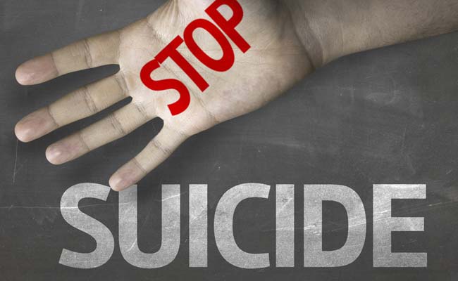Bikaner Police: सुसाइड रोकने के लिए बीकानेर पुलिस की पहल, ये हेल्पलाइन करेगी समस्या का हल Bikaner Police: सुसाइड रोकने के लिए बीकानेर पुलिस की पहल, ये हेल्पलाइन करेगी समस्या का हल