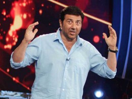Sunny Deol Upset Over Catfights Between <i>Ghayal Once Again</i> Actresses? Sunny Deol Upset Over Catfights Between <i>Ghayal Once Again</i> Actresses?