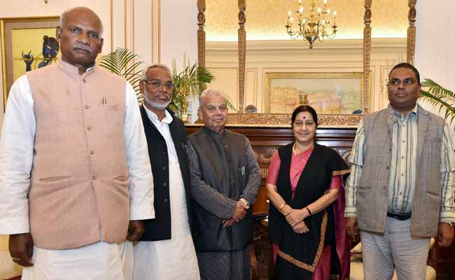 Nepal's Madhesi Leaders Meet Foreign Minister Sushma Swaraj