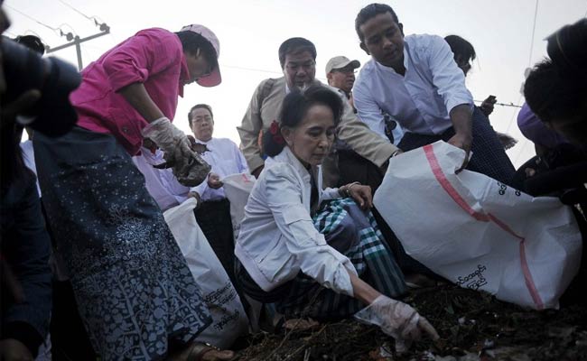 Aung San Suu Kyi's Party Cleaning Up Myanmar - Literally