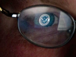US Tightens Visa Waiver Programme in Wake of Paris Attacks US Tightens Visa Waiver Programme in Wake of Paris Attacks
