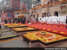 PM Modi's Varanasi Rolls Out Red Carpet For Shinzo Abe PM Modi's Varanasi Rolls Out Red Carpet For Shinzo Abe