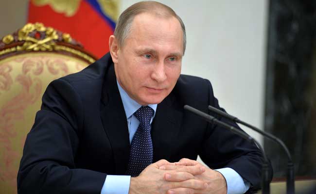 Vladimir Putin Says Russia Backs Free Syrian Army Alongside Bashar al-Assad Troops