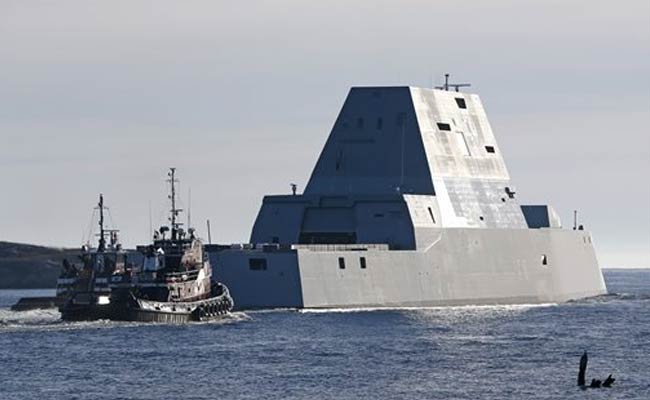 Largest Destroyer Built for US Navy Headed to Sea for Tests