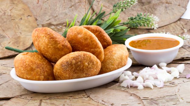 Pyaaz Ki Kachori: The Rajasthan Street Side Delicacy that'll have you Wanting for More