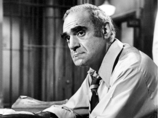 <I>The Godfather</I> Star Abe Vigoda Dies at 94