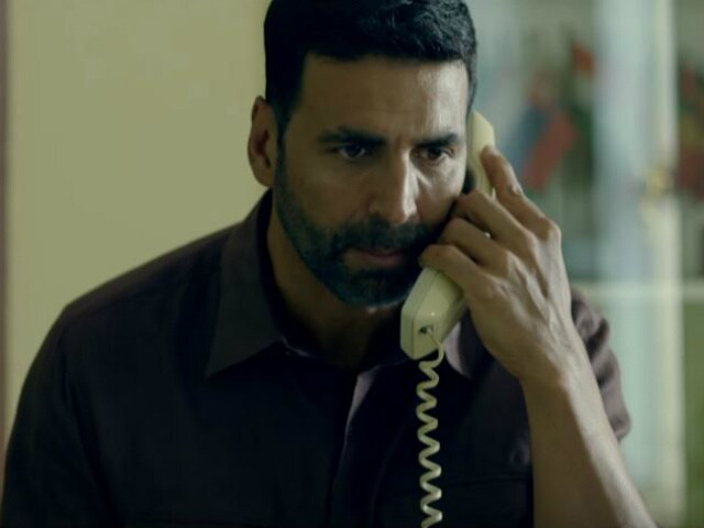 Akshay's Airlift Gets 'Superb' Reviews on Twitter, He is 'Overwhelmed'