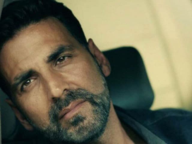 Akshay Kumar Explains Why Airlift is Not a 'Commercial' Film