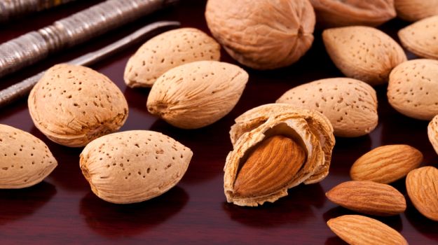 Almond nuts deals