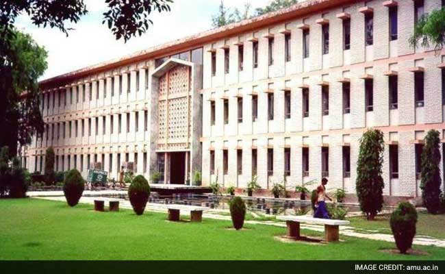 JNU Row: Aligarh Muslim University Students Take Out Protest March