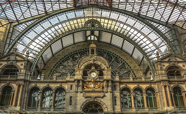 The World's Most Magnificent Railway Stations