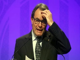 Catalonia's Acting Head Mas Steps Down As Pro-Independence Leader Catalonia's Acting Head Mas Steps Down As Pro-Independence Leader
