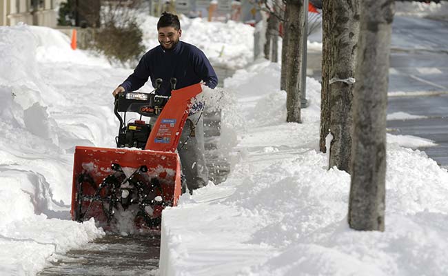 Washington To Lift Snow Emergency As It Digs Out From Blizzard