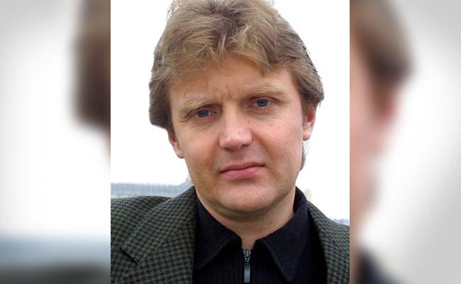 Putin Implicated In Fatal Poisoning Of Former KGB Spy At Posh London Hotel