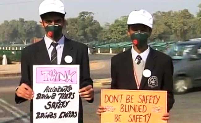 Odd-Even Debut: Delhi Children Volunteers Lead The Way