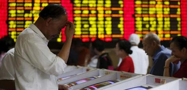 Asian Stocks Slip as China Markets Slide, Oil Prices Dip