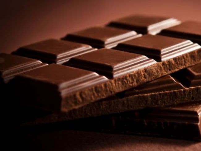 4 Dark Chocolates To Satisfy Your Sweet Cravings. Try It Today 4 Dark Chocolates To Satisfy Your Sweet Cravings. Try It Today