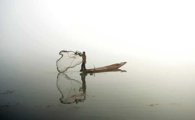 Cold Wave Intensifies In Kashmir Valley