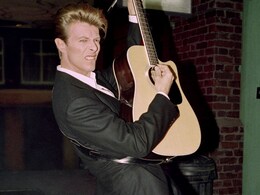 David Bowie Finally Tops Chart in US After Death David Bowie Finally Tops Chart in US After Death