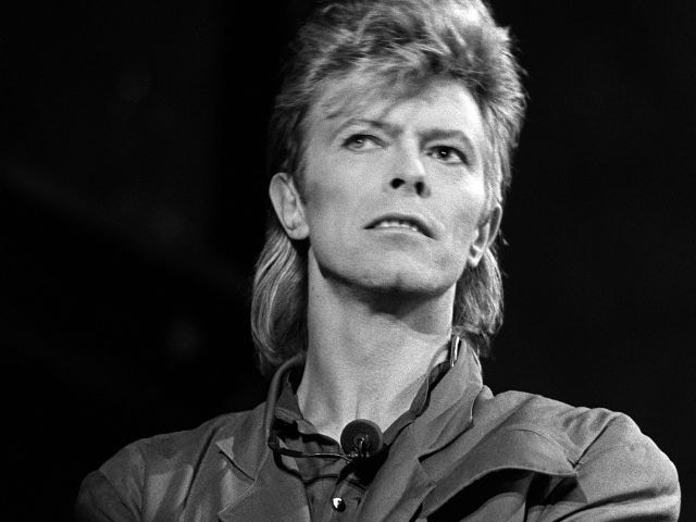 David Bowies Blackstar Poised To Be His First Number 1 Album In Usa 