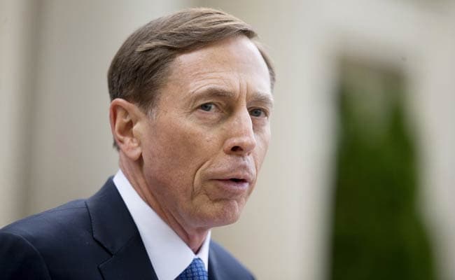Ex-CIA Boss David Petraeus Indicates Would Serve Donald Trump If Asked