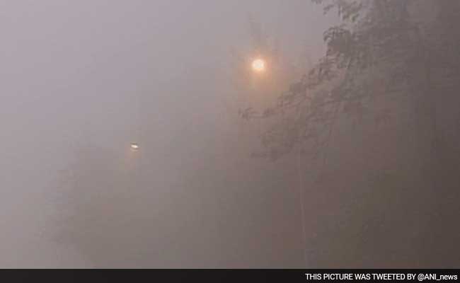 Partly Cloudy Sunday In Delhi, 25 Trains Cancelled