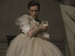 How Eddie Redmayne Prepared for His Role in <I>The Danish Girl</i> How Eddie Redmayne Prepared for His Role in <I>The Danish Girl</i>