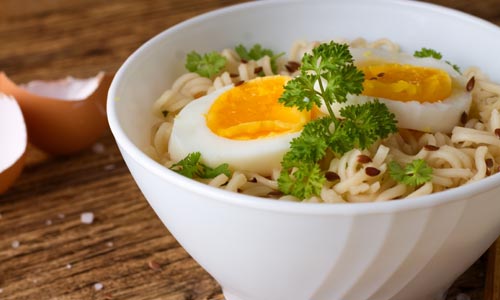 Keto Noodles Recipes: नूडल्स खाने के शौकीन हैं तो इन कीटो नूडल्स रेसिपी को करें ट्राई