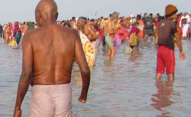 मकर संक्रांति 2017: सब तीरथ बार-बार, गंगासागर एक बार, जब सागर में लगता है मिनी कुंभ