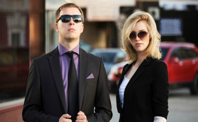 गर्मियों में भी ऑफिस में दिखें कूल... अपनाएं कुछ नए ड्रेसिंग स्टाइल