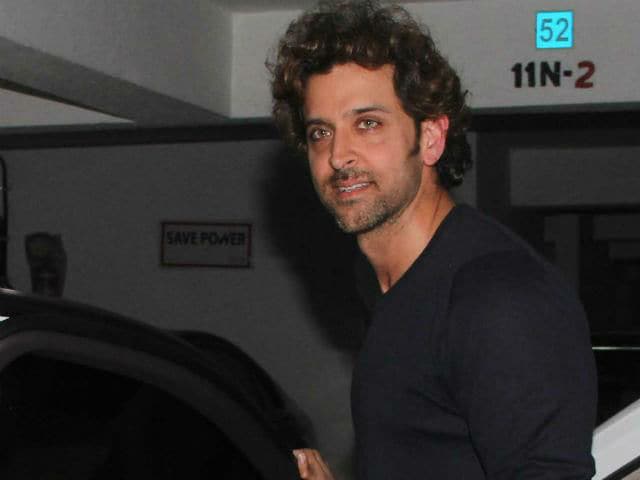 Hrithik Roshan Posts Pics of His Party-Filled Weekend