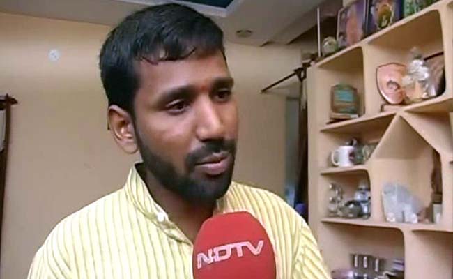 हर घर में याकूब होने के नारे लगा रहे थे और उसके लिए नमाज़ पढ़ रहे थे रोहित और दोस्त : ABVP नेता