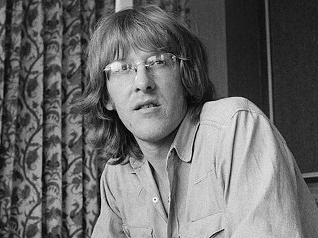 Jefferson Airplane Co-Founder Paul Kantner Dies at 74