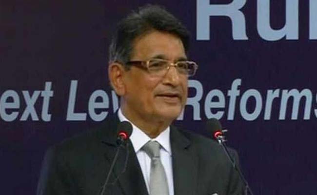SC कॉलेजियम विवाद पर अब पूर्व CJI लोढ़ा ने भी उठाए सवाल, कहा- फैसला बदला जाए तो कारणों का भी हो खुलासा