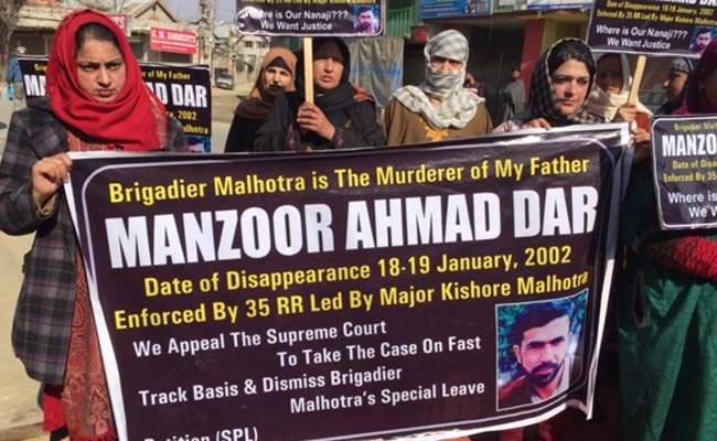 After 14 Years Of Search, Kashmir Woman Says Prayers For Father's Soul